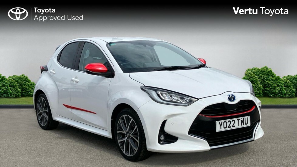 Toyota Yaris Excel White