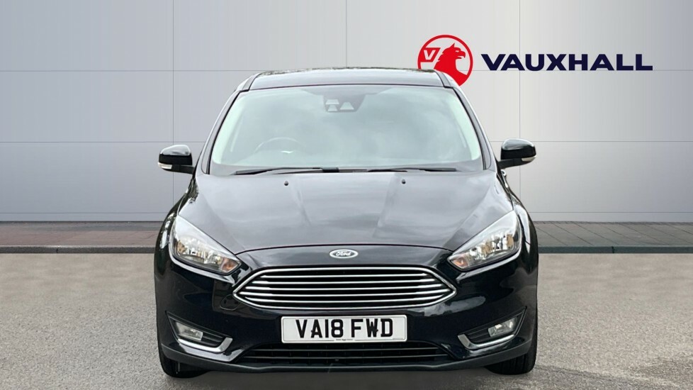 Ford Focus Titanium Black #3