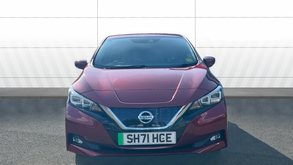 Nissan Leaf Tekna Red #3