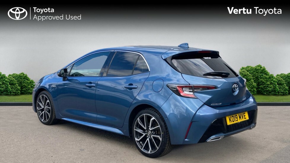 Toyota Corolla Excel Blue #4