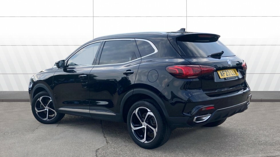 MG HS Trophy Black #2