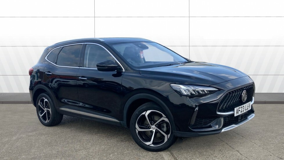 MG HS Trophy Black