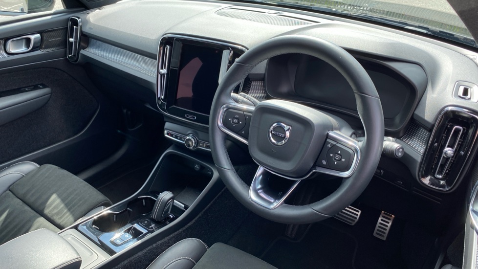Volvo XC40 R Design CK22HBD Black #4