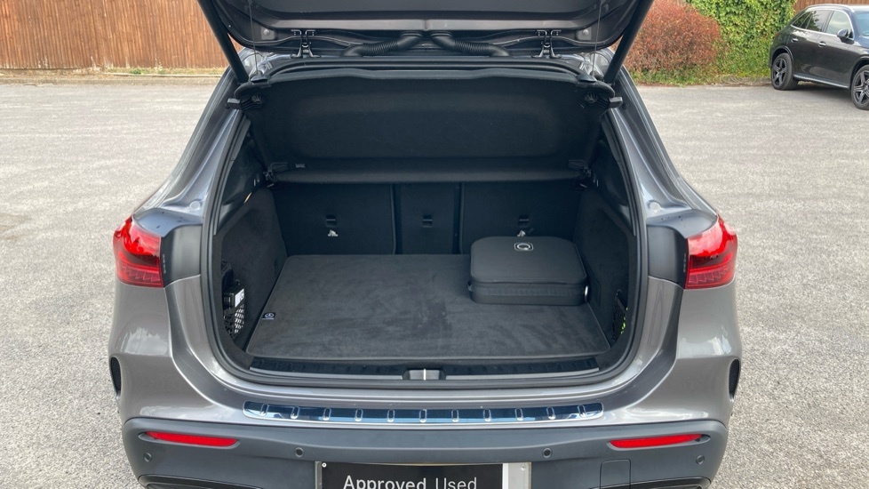 Mercedes-Benz EQA Urban Edition Grey #4