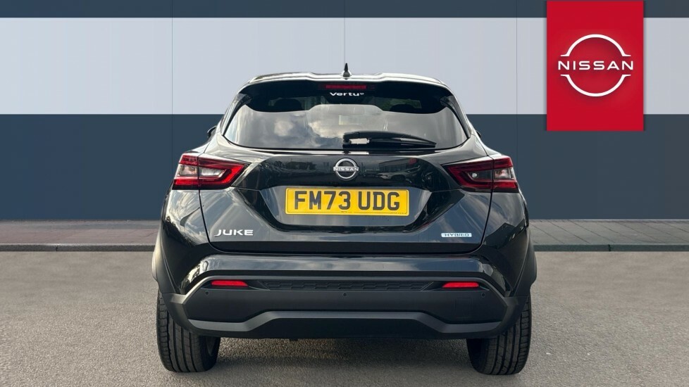 Nissan Juke Tekna Black #6