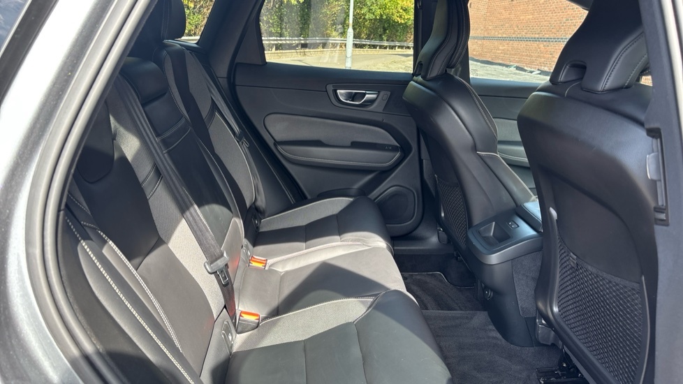 Volvo XC60 R Design WA21MXT Grey #6