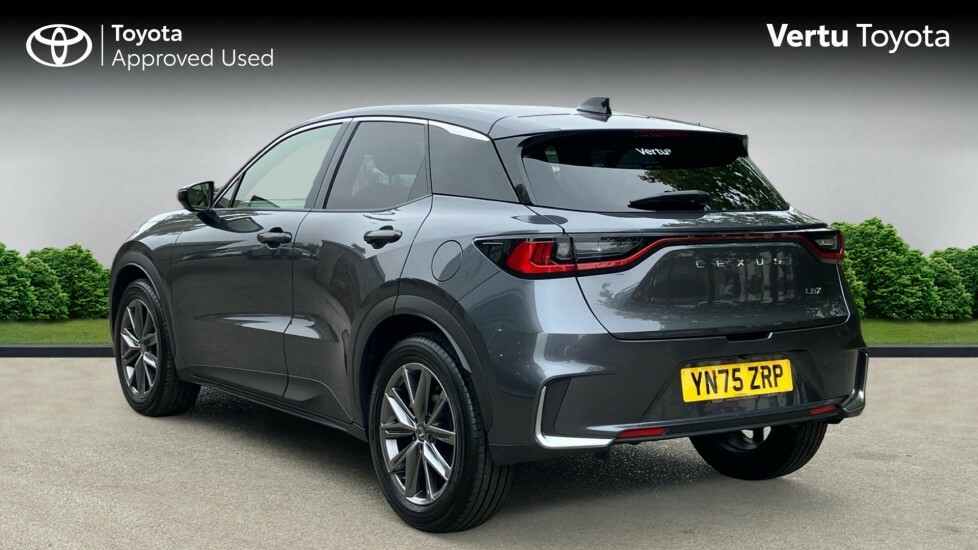 Lexus LBX Premium Plus YN75ZRP Grey #4