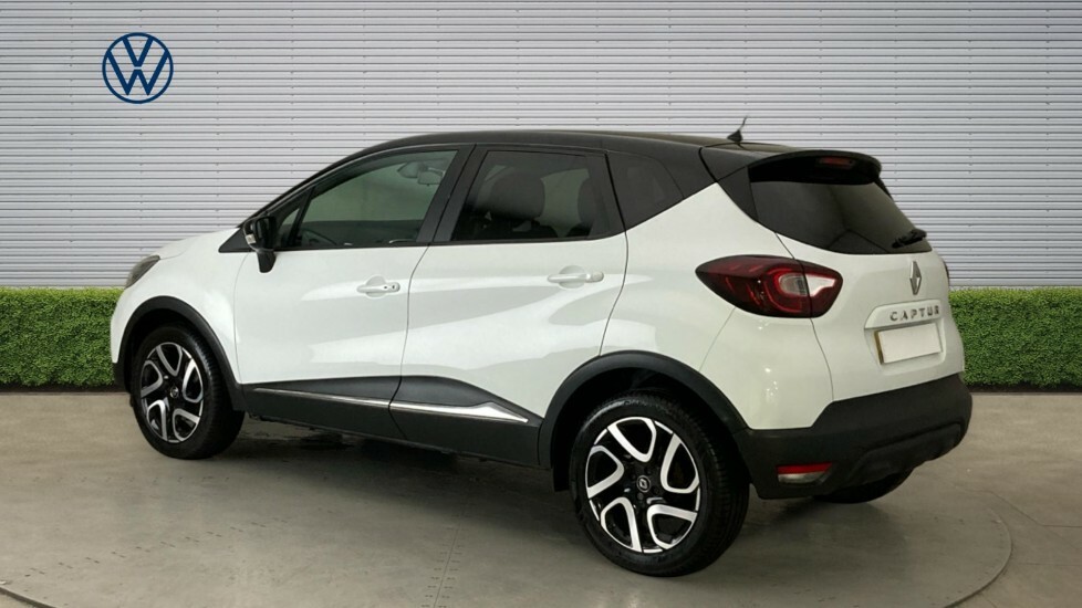 Renault Captur Iconic PK68AJV Black #3