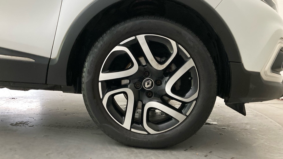 Renault Captur Iconic PK68AJV Black #5