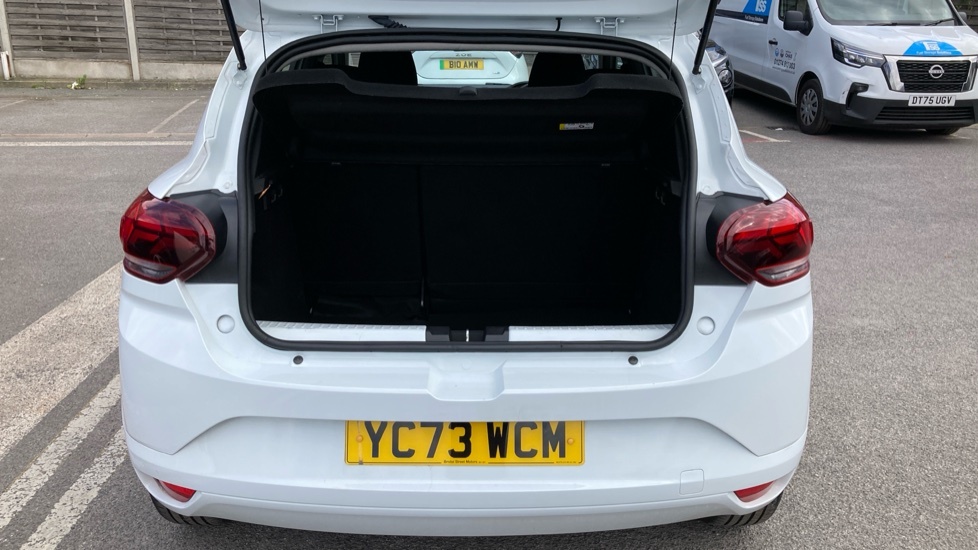 Dacia Sandero Essential YC73WCM White #4