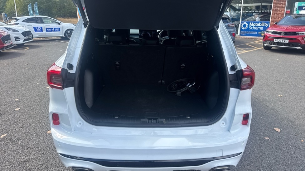 Ford Kuga St-line X LA25HSC White #4