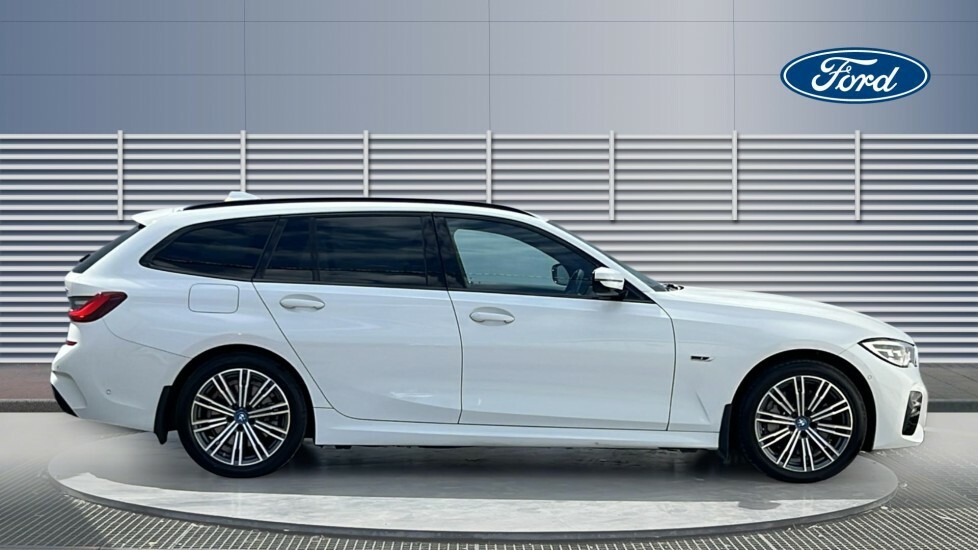 BMW 3 Series M Sport GX22HZC White #5