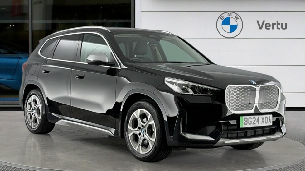 BMW iX1 Xline Black