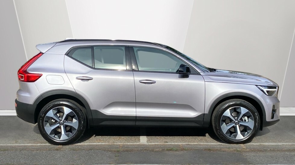 Volvo XC40 Plus Silver #3