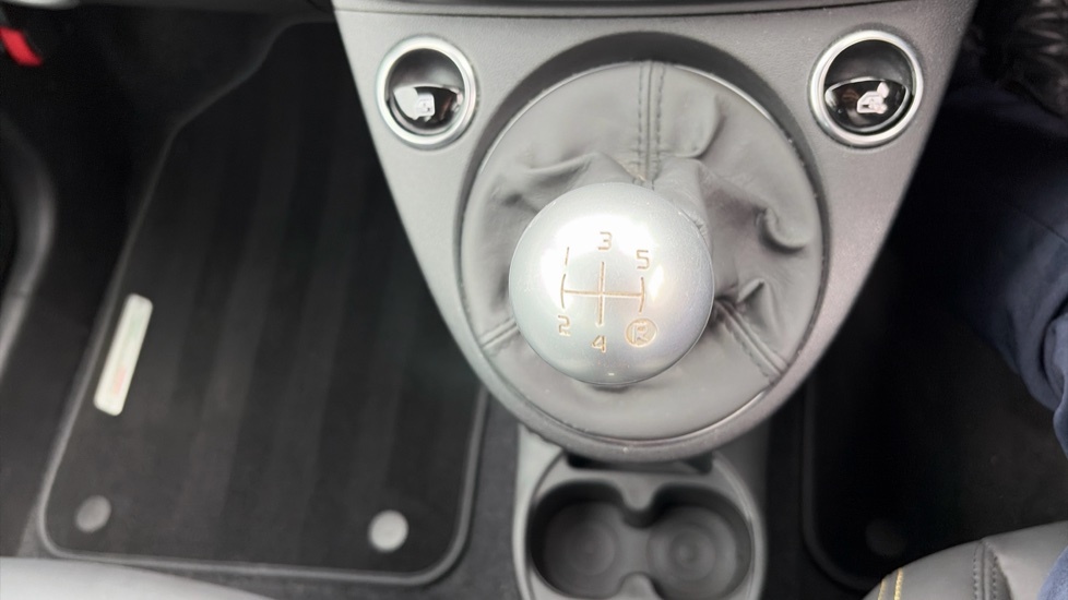 Abarth 695 Manual Black #45