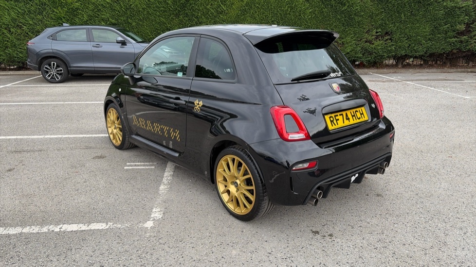 Abarth 695 Manual Black #60