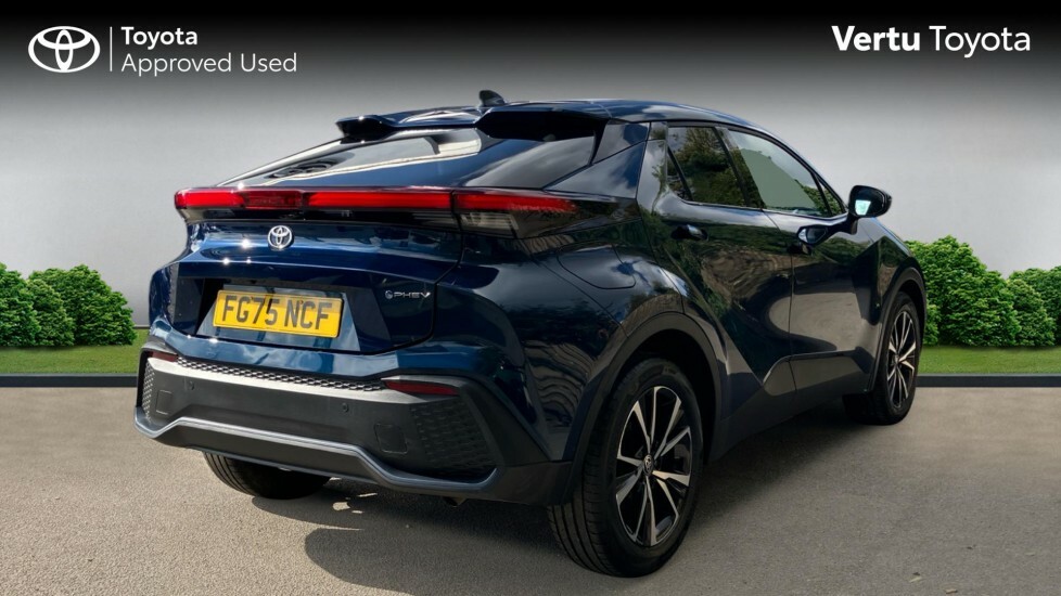 Toyota C-Hr Design FG75NCF  #2