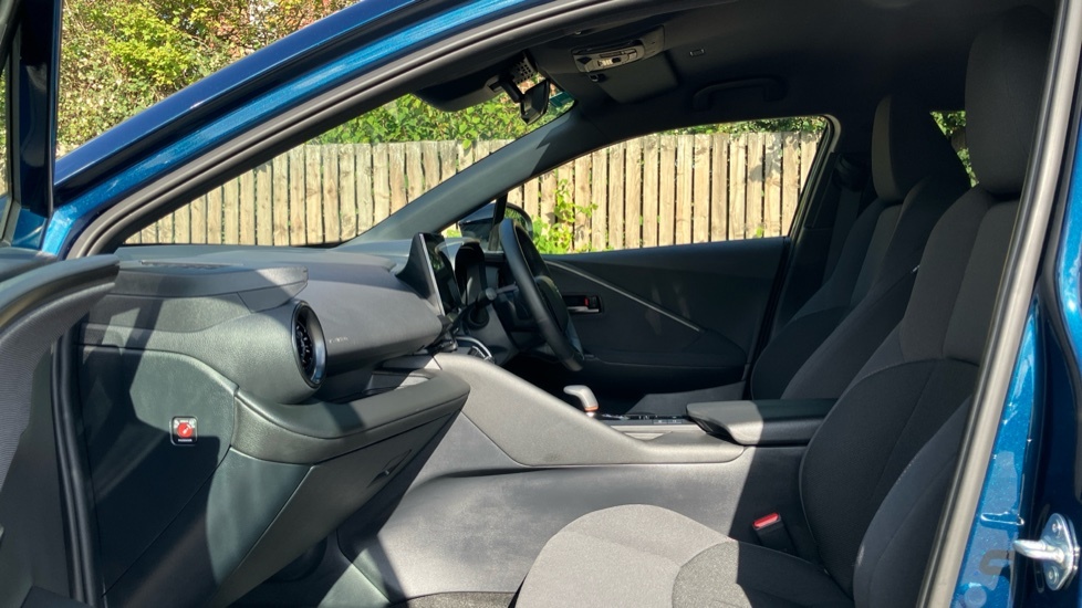 Toyota C-Hr Design FG75NCF  #5