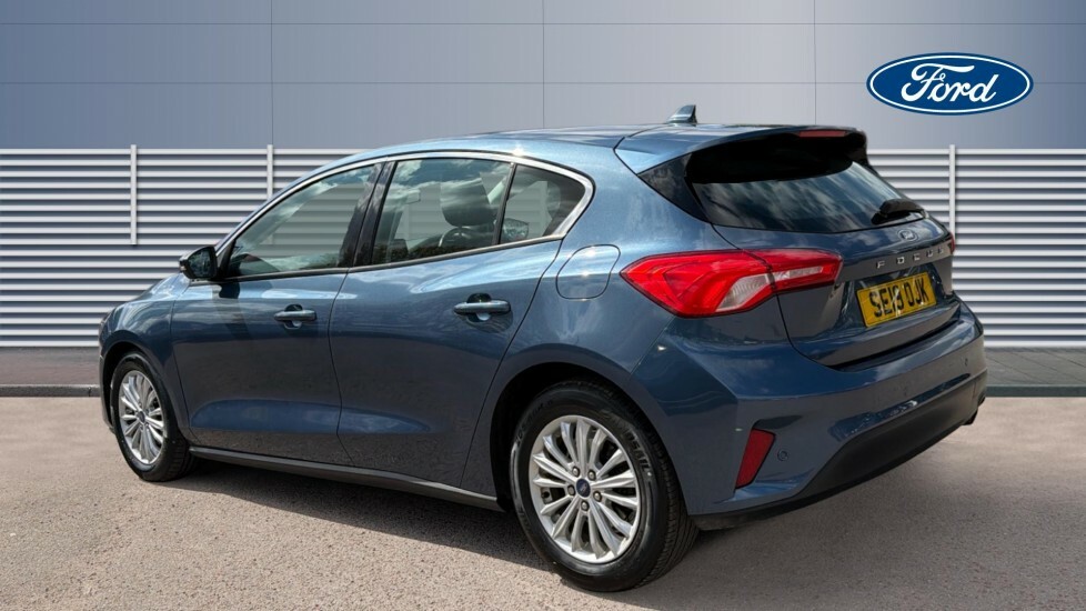 Ford Focus Titanium Blue #2