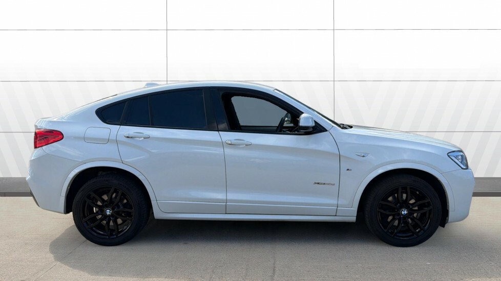 BMW X4 M M Sport White #5