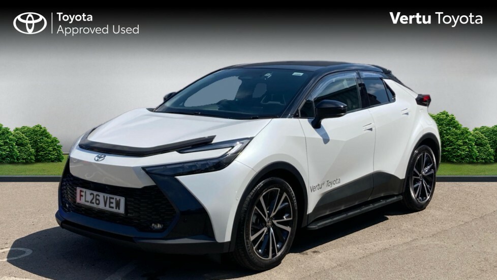 Toyota C-Hr Excel White #3