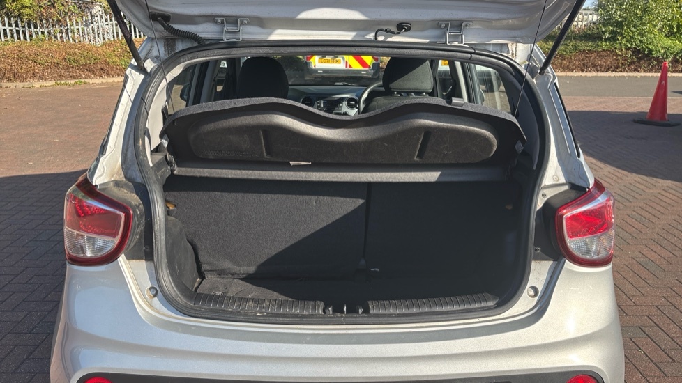 Hyundai I10 Se EO18VAJ Silver #4