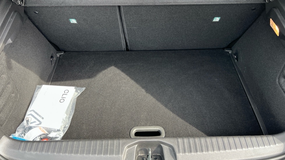 Renault Clio Techno HS25PWX Black #4