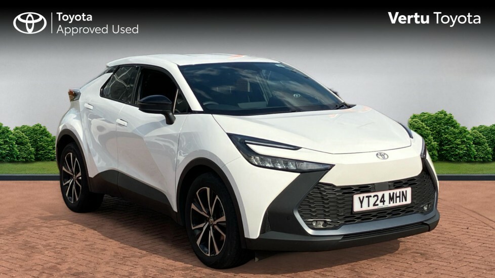 Toyota C-Hr Design White