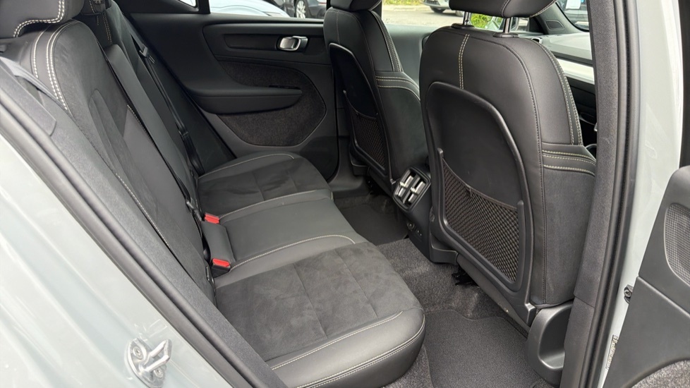 Volvo XC40 Plus RV75UBX Grey #6