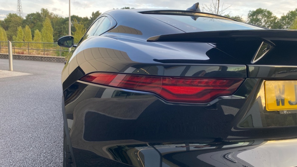 Jaguar F-Type R-dynamic Green #16