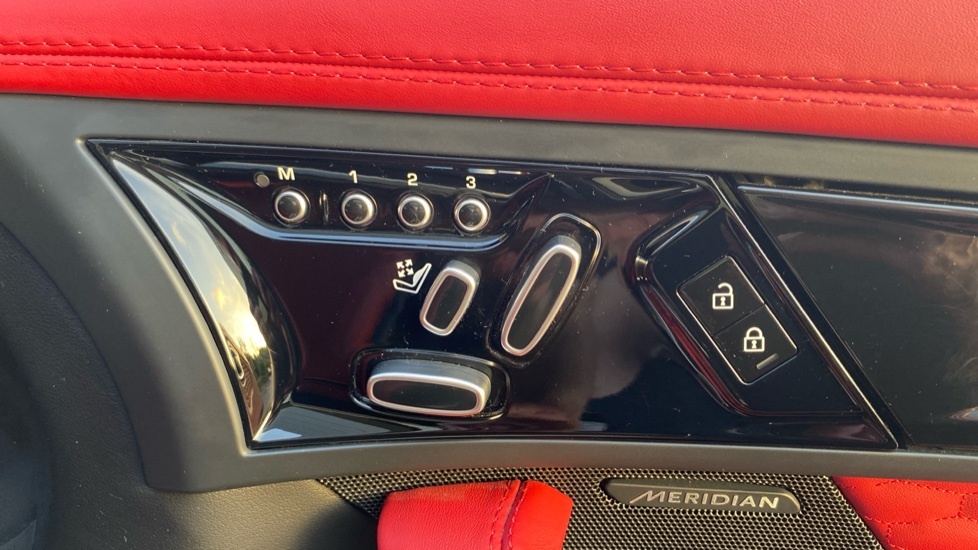 Jaguar F-Type R-dynamic Green #33