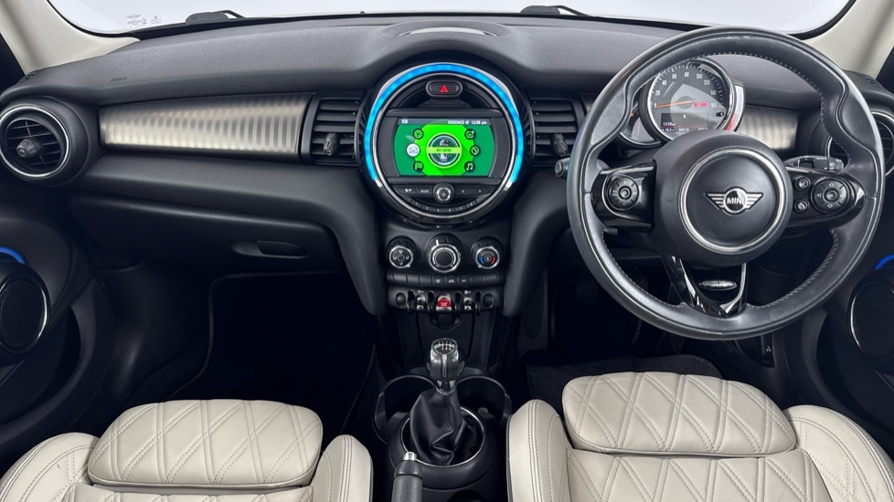 Mini Hatch Cooper Exclusive YH14JAB Black #4