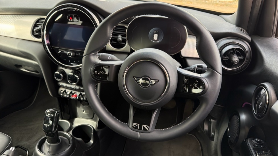 Mini Hatch Cooper Exclusive NU73WXW Black #5