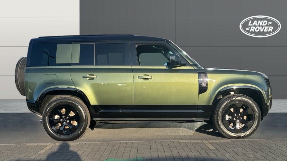 Land Rover Defender 110 X-dynamic Se WF26ZCL Green #5