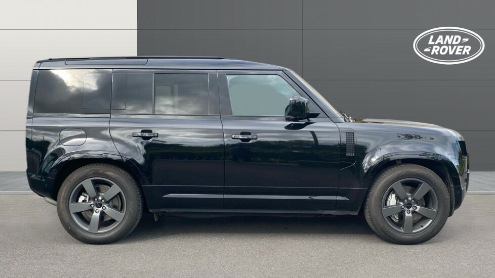 Land Rover Defender 110 X-dynamic Se WF26XKV Black #5