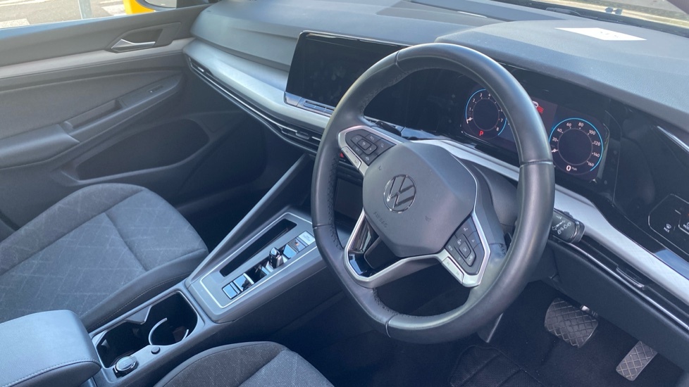 Volkswagen Golf Life EF73PZK Black #6