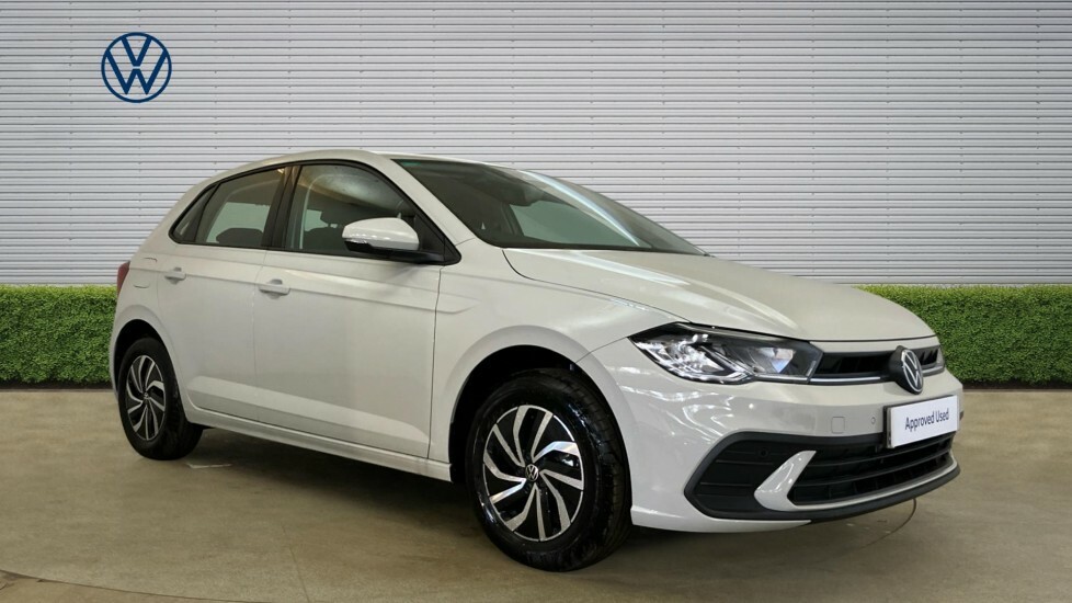 Volkswagen Polo Life Grey