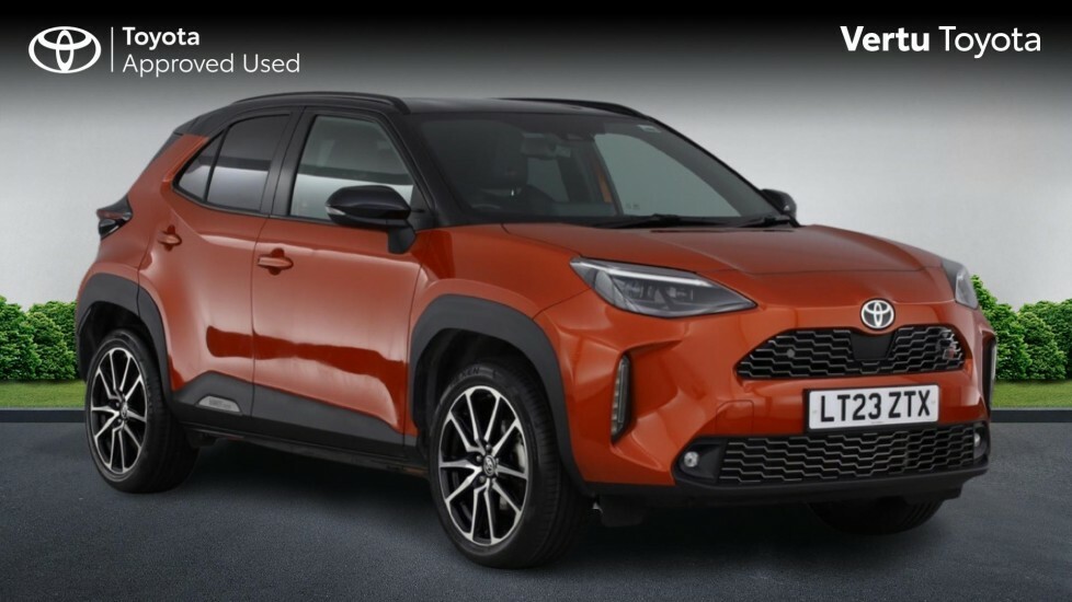 Toyota Yaris Cross Gr Sport Orange