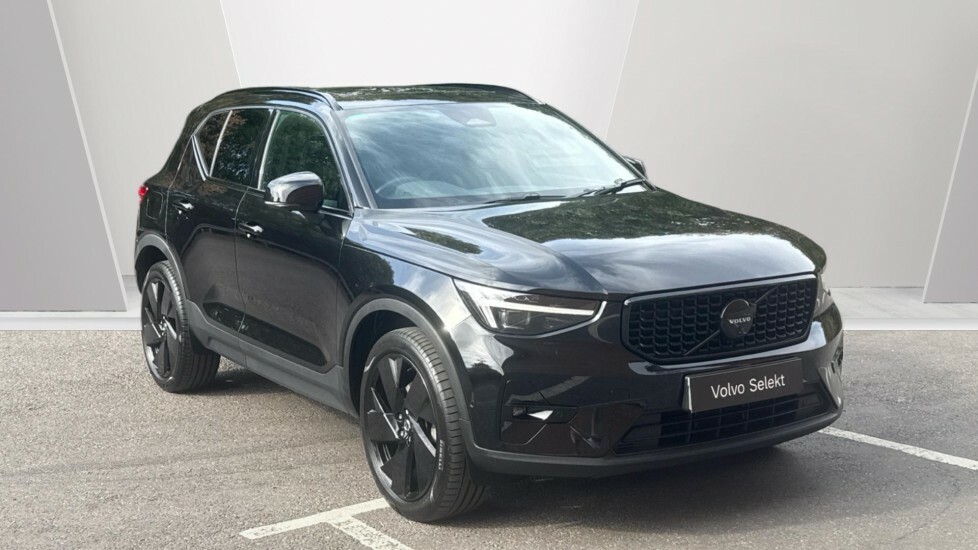 Volvo XC40 Ultra Black Edition Black