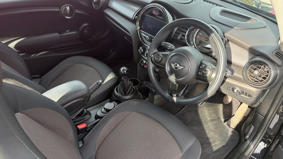 Mini Hatch Cooper AJ66XVH Black #6