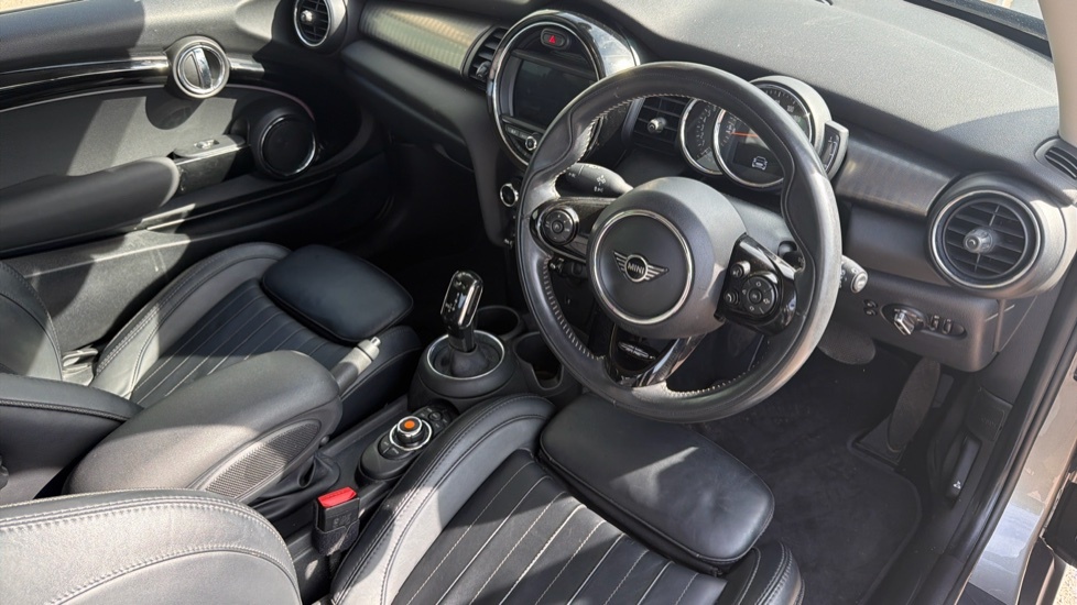 Mini Hatch Cooper Exclusive WG19UUK Silver #6