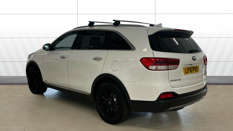 Kia Sorento Kx-3 White #2