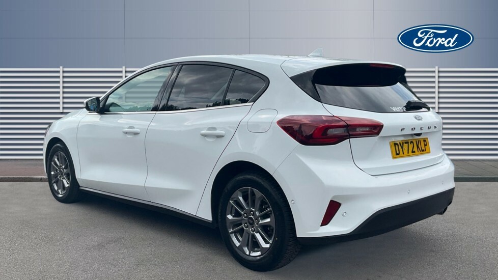 Ford Focus Titanium Style DY72KLP White #2