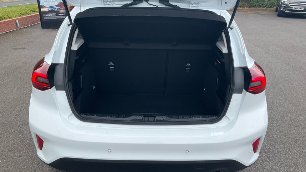 Ford Focus Titanium Style DY72KLP White #4