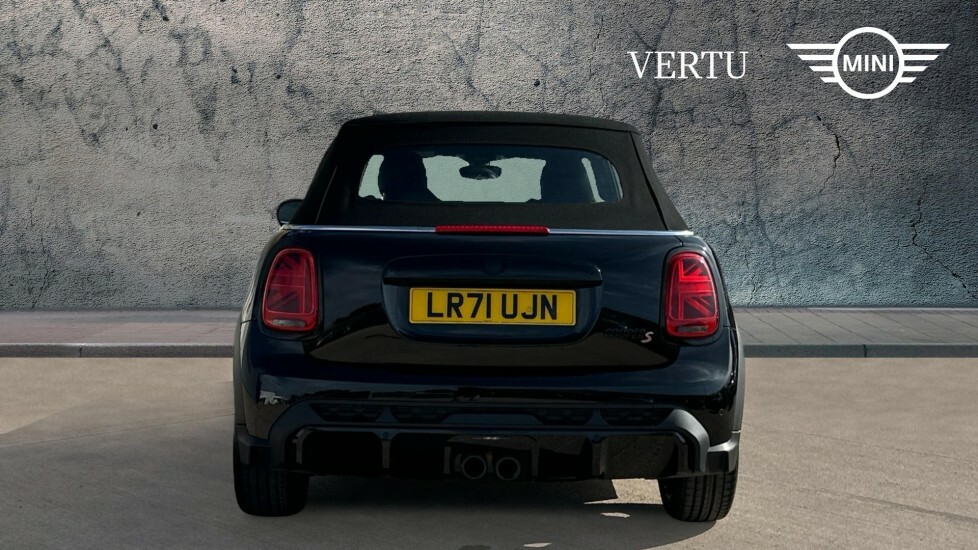 Mini Convertible 1.5 Cooper Classic Comfort-nav Pack White #15