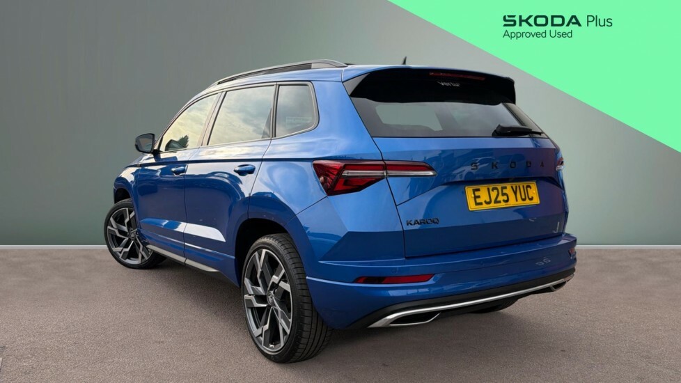 Skoda Karoq Sportline Edition Blue #3