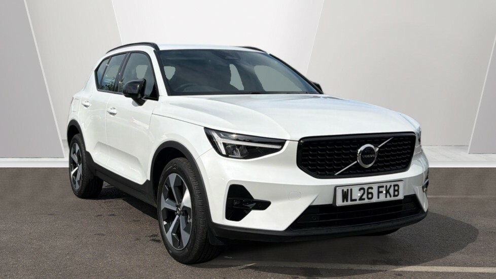 Volvo XC40 Plus White