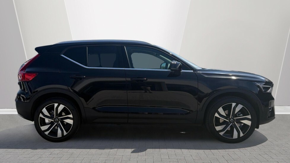 Volvo XC40 Plus WK26MJU Black #3