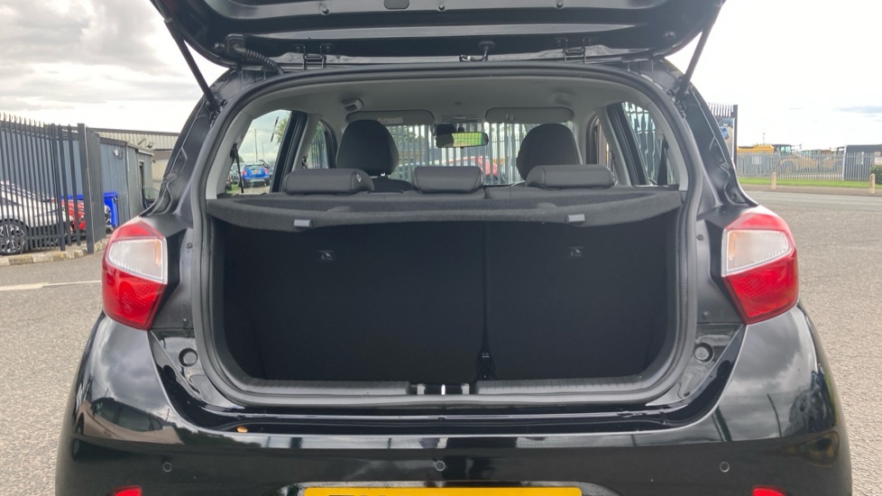 Hyundai I10 Advance Black #4