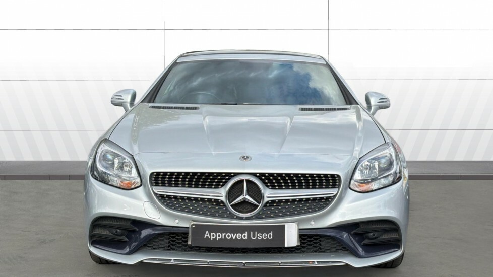 Mercedes-Benz SLC Amg Line Silver #3